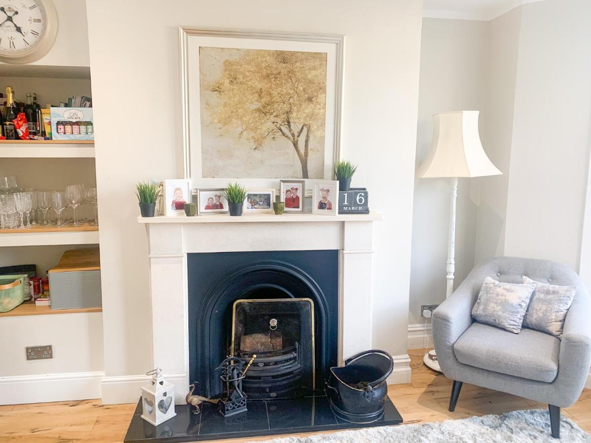 Luxurious Tranquil Four Bedroom Retreat In Buxton Buxton  Exterior photo